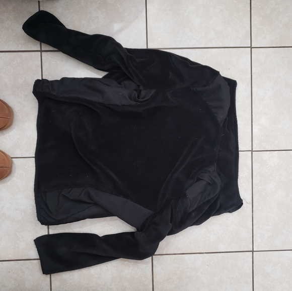 Legend Womens Zip Sweater - Picture 3 of 7